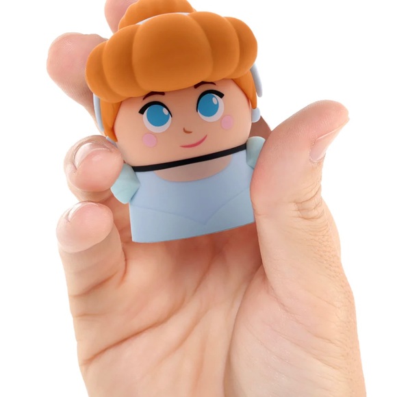 NIB Bitty Boomers Cinderella Bluetooth Speaker - Picture 2 of 4